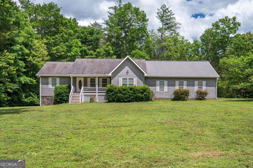 501 Stiles Road Property Photo 1