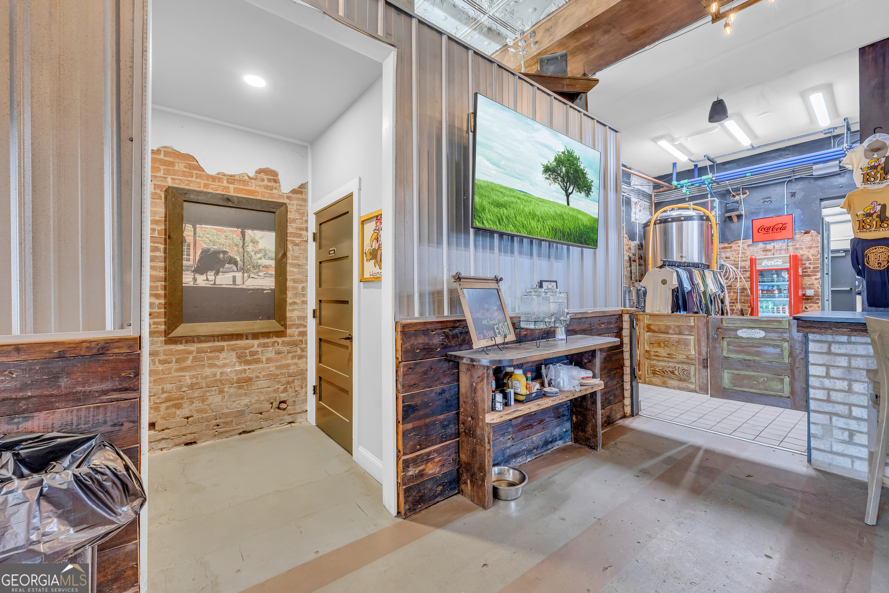 71 State Street Property Photo 12