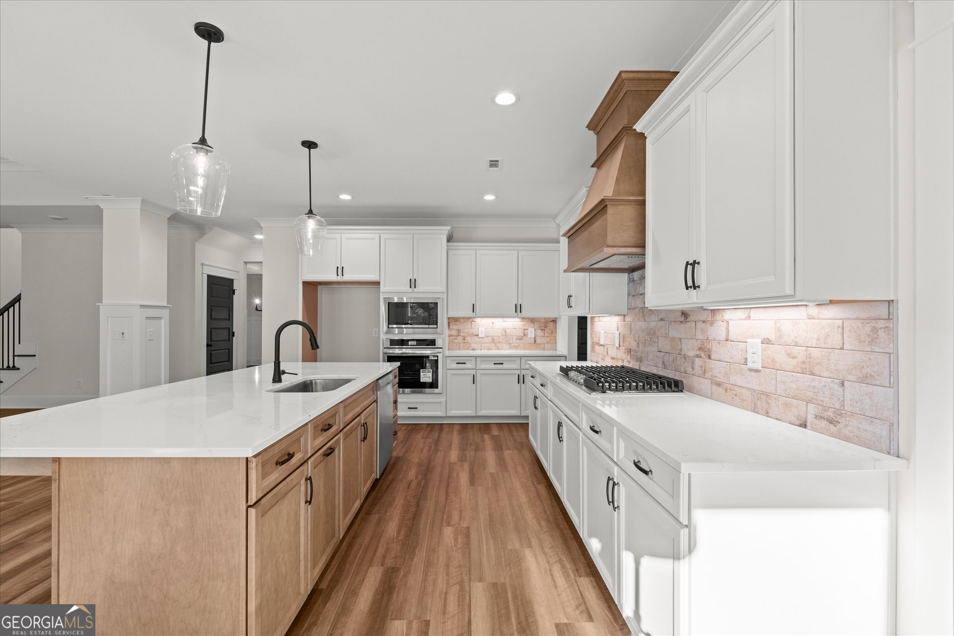 157 West Lake Boulevard Property Photo 15