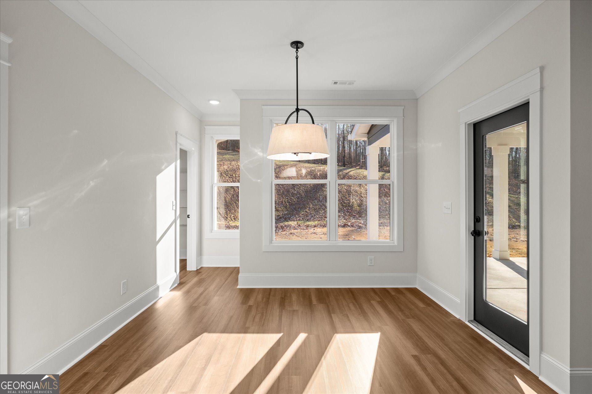 157 West Lake Boulevard Property Photo 17