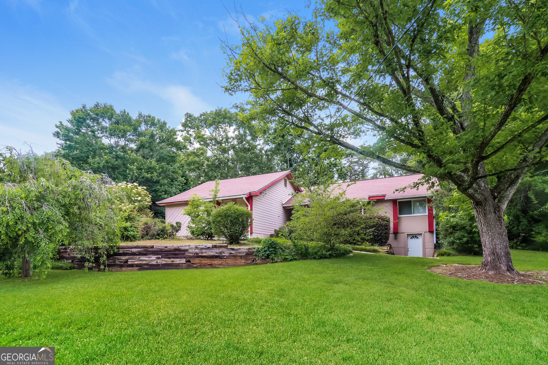 2624 Windridge Drive Property Photo 1