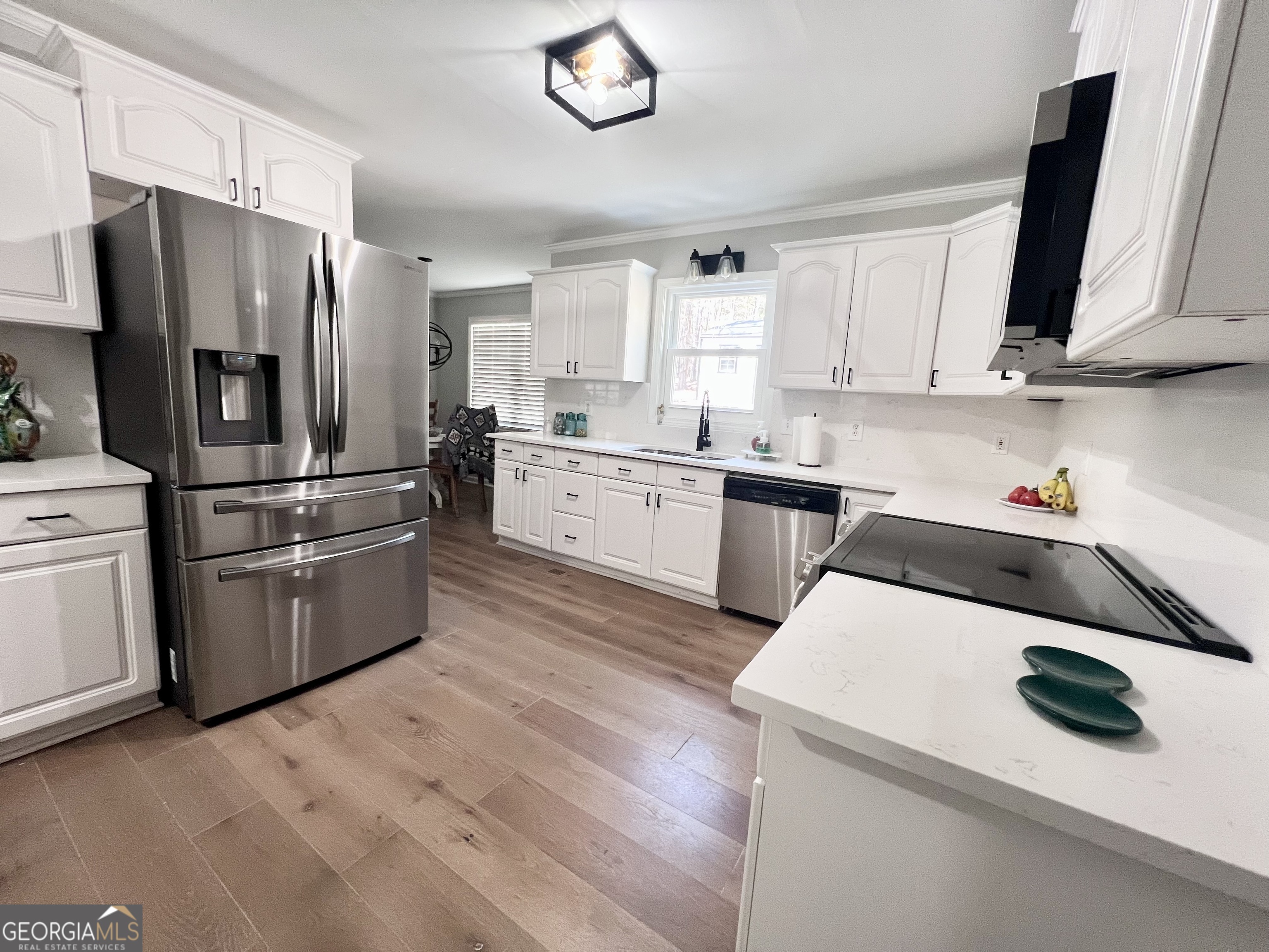 212 Teepee Trail Property Photo 7