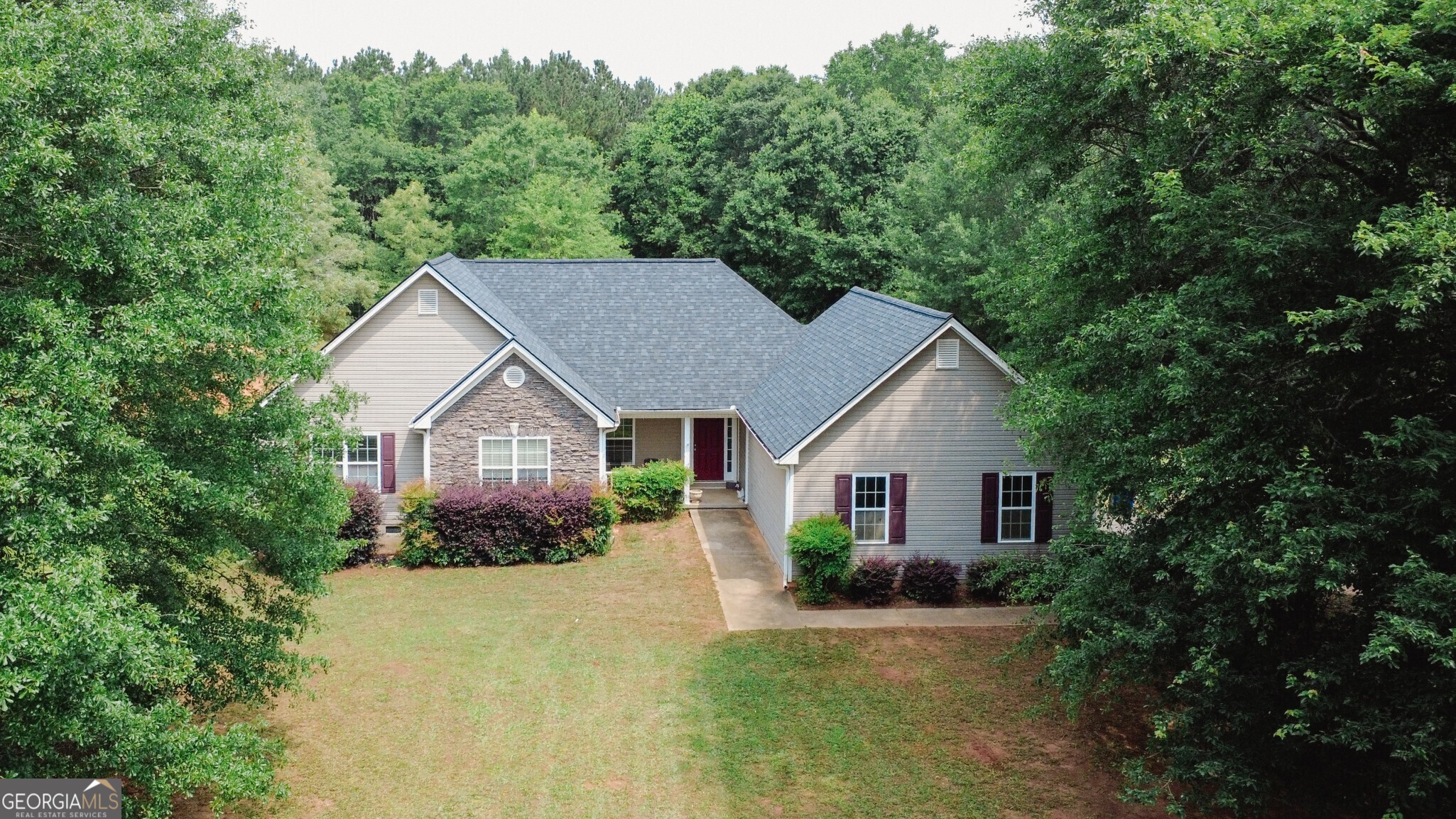 940 Sandy Ford Road Property Photo 1
