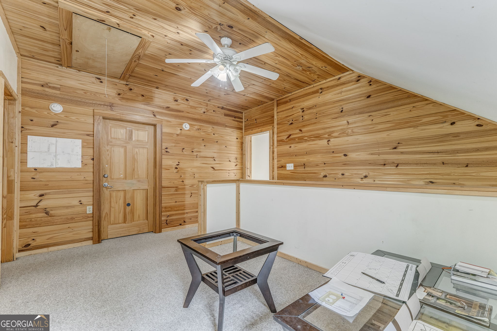 519 E Valley Road Ne Property Photo 14