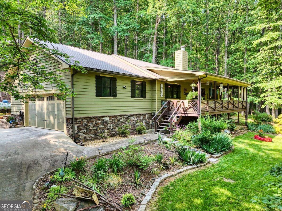 19 Deer Trail Property Photo 1