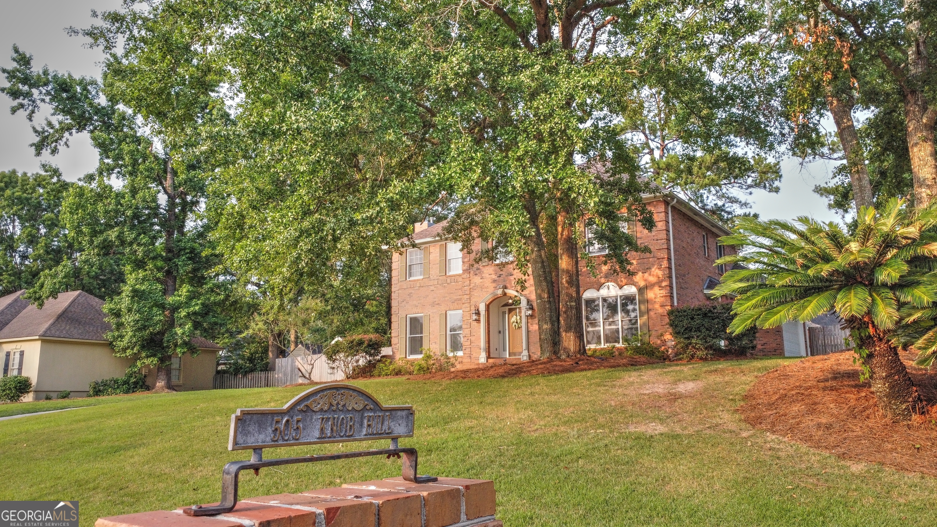 505 Knob Hill Drive Property Photo 1