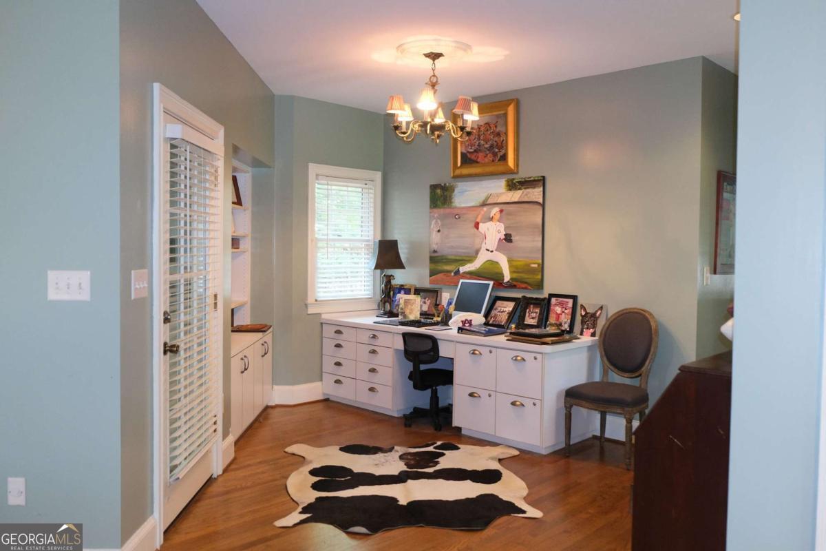 1101 Forrest Hills Drive Property Photo 12