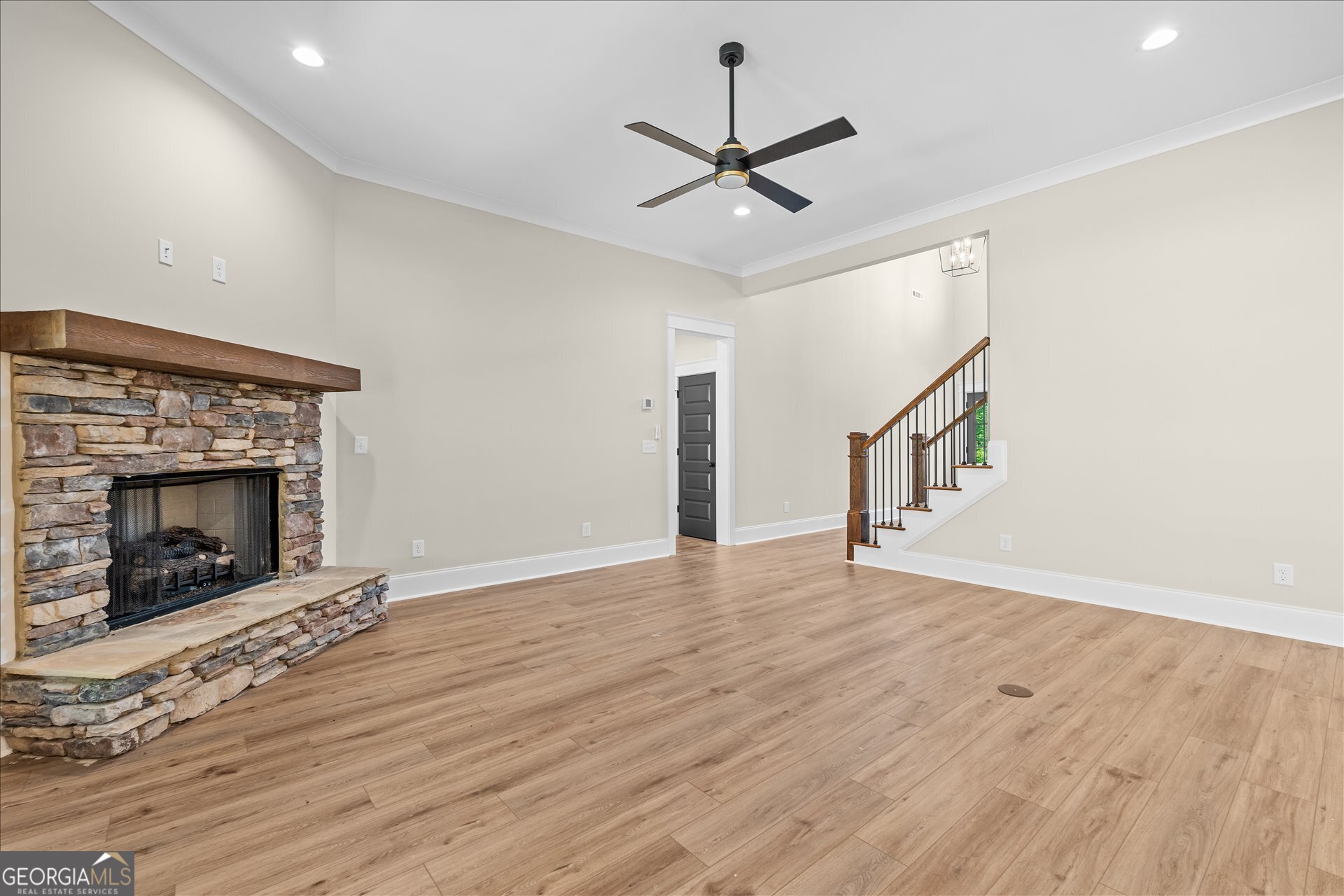 161 West Lake Boulevard Property Photo 15