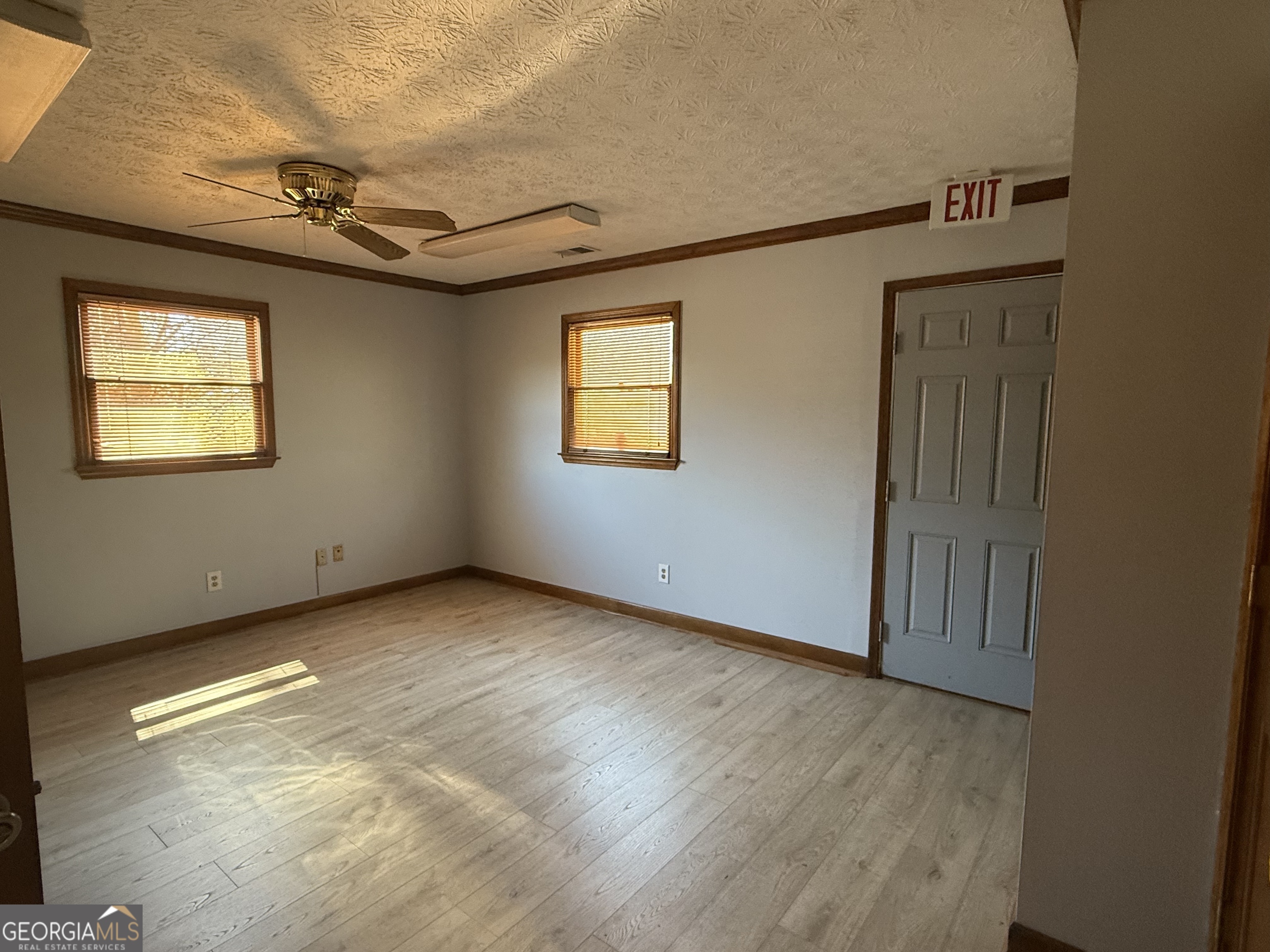 23 Lee Street Property Photo 4