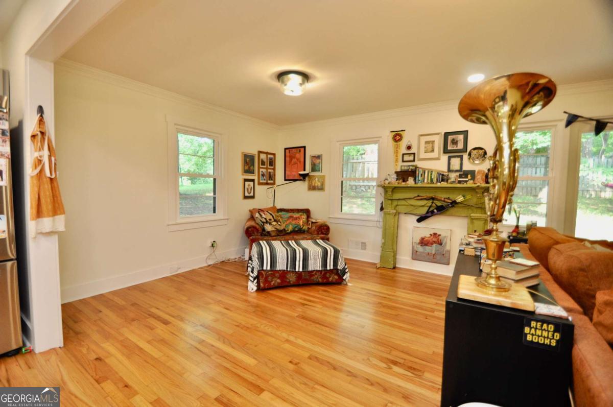 225 Sherwood Drive Property Photo 7