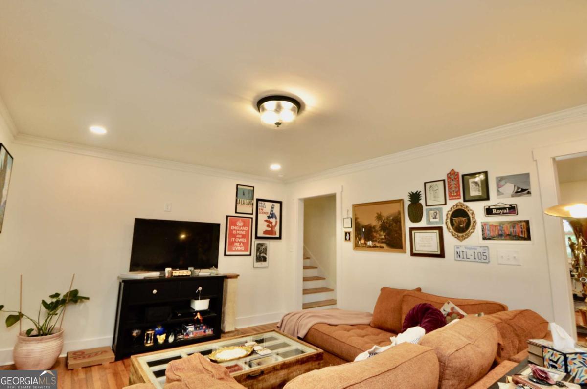 225 Sherwood Drive Property Photo 10
