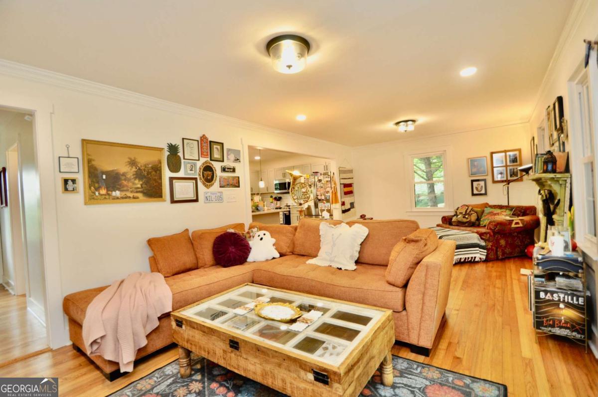 225 Sherwood Drive Property Photo 11
