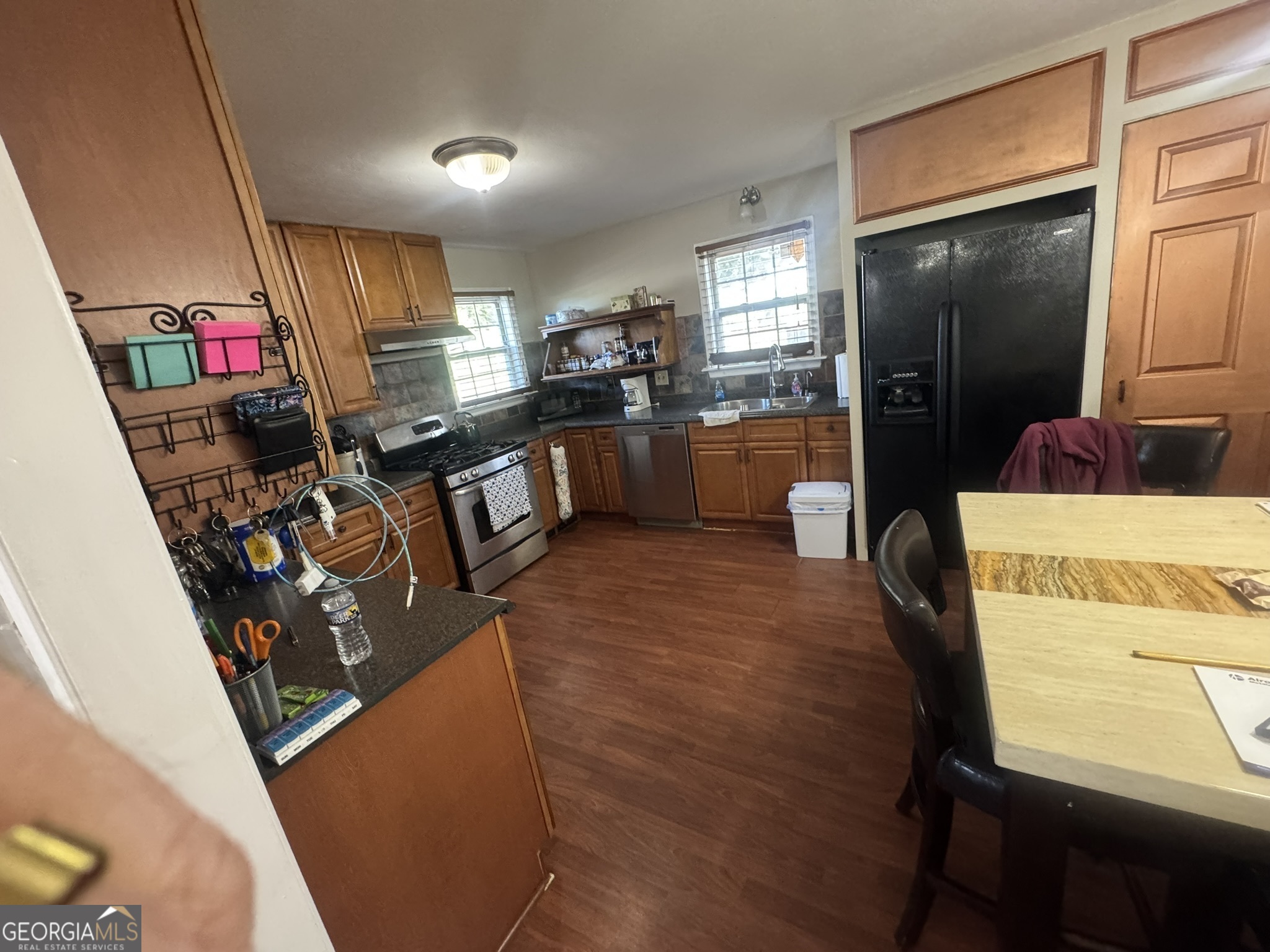 1837 Highway 19 N Property Photo 6