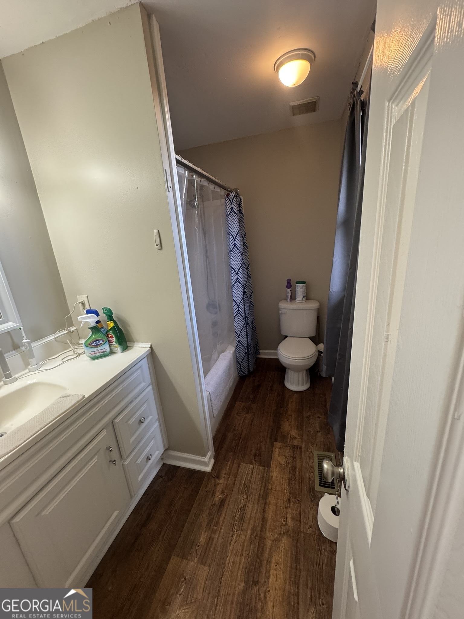 1837 Highway 19 N Property Photo 14