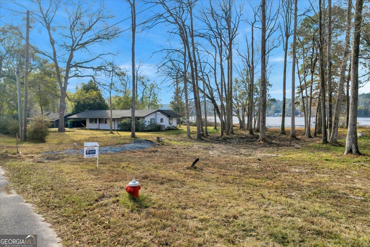 304 N Lake Drive Property Photo 13