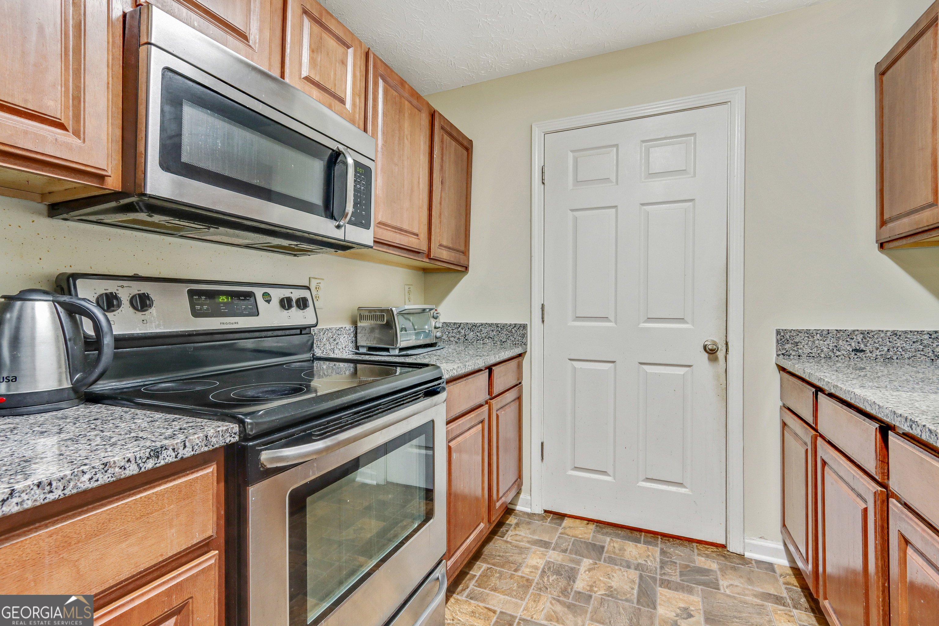 12303 Waldrop Place Property Photo 1