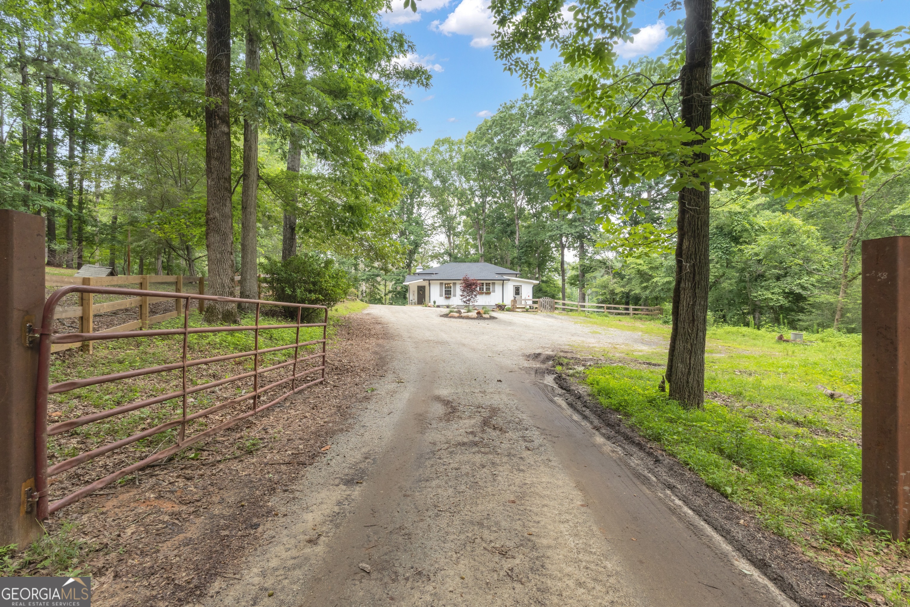 6290 Cascade Palmetto Highway Property Photo 1