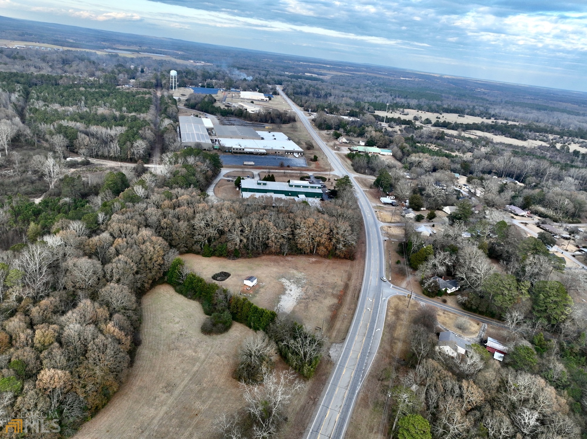 1725 Barnesville Highway Property Photo 4