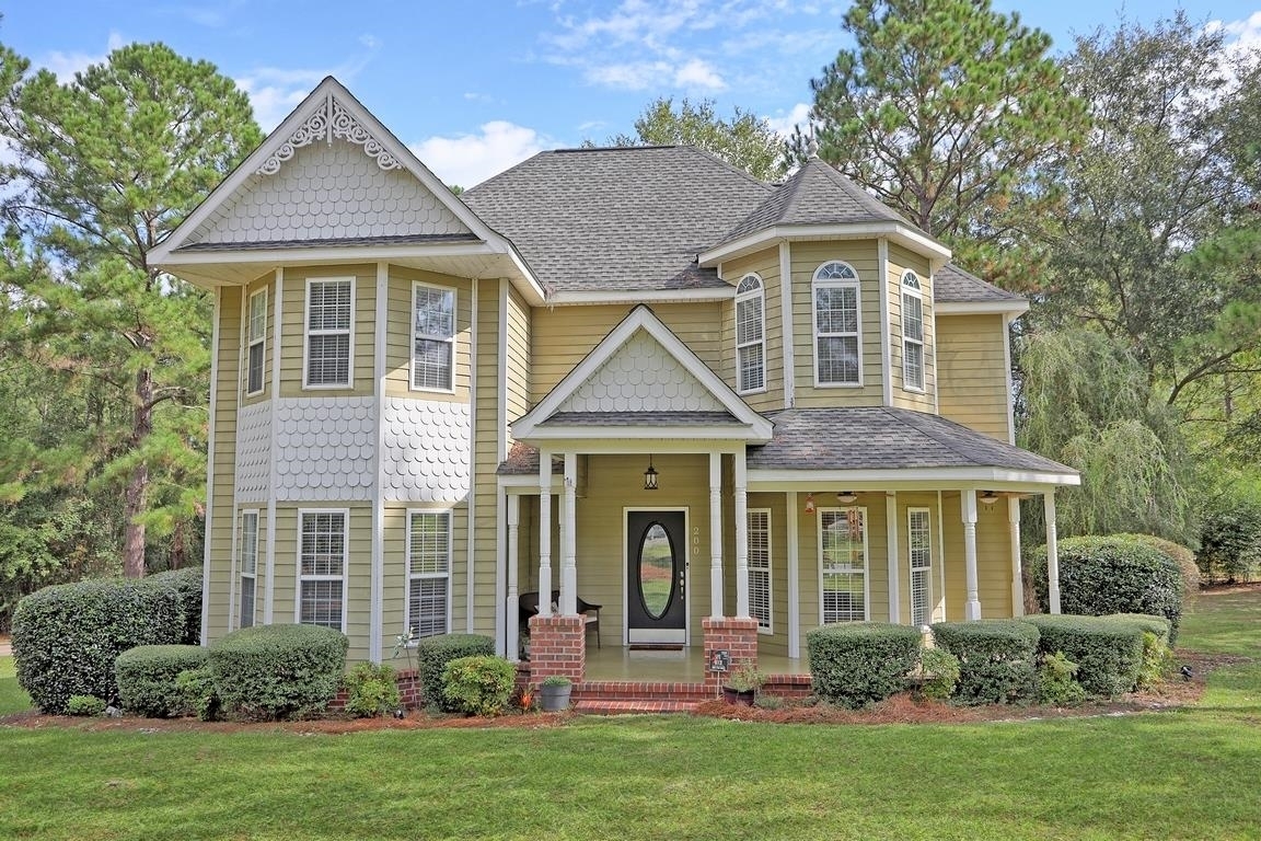 200 Deer Court Property Photo 1