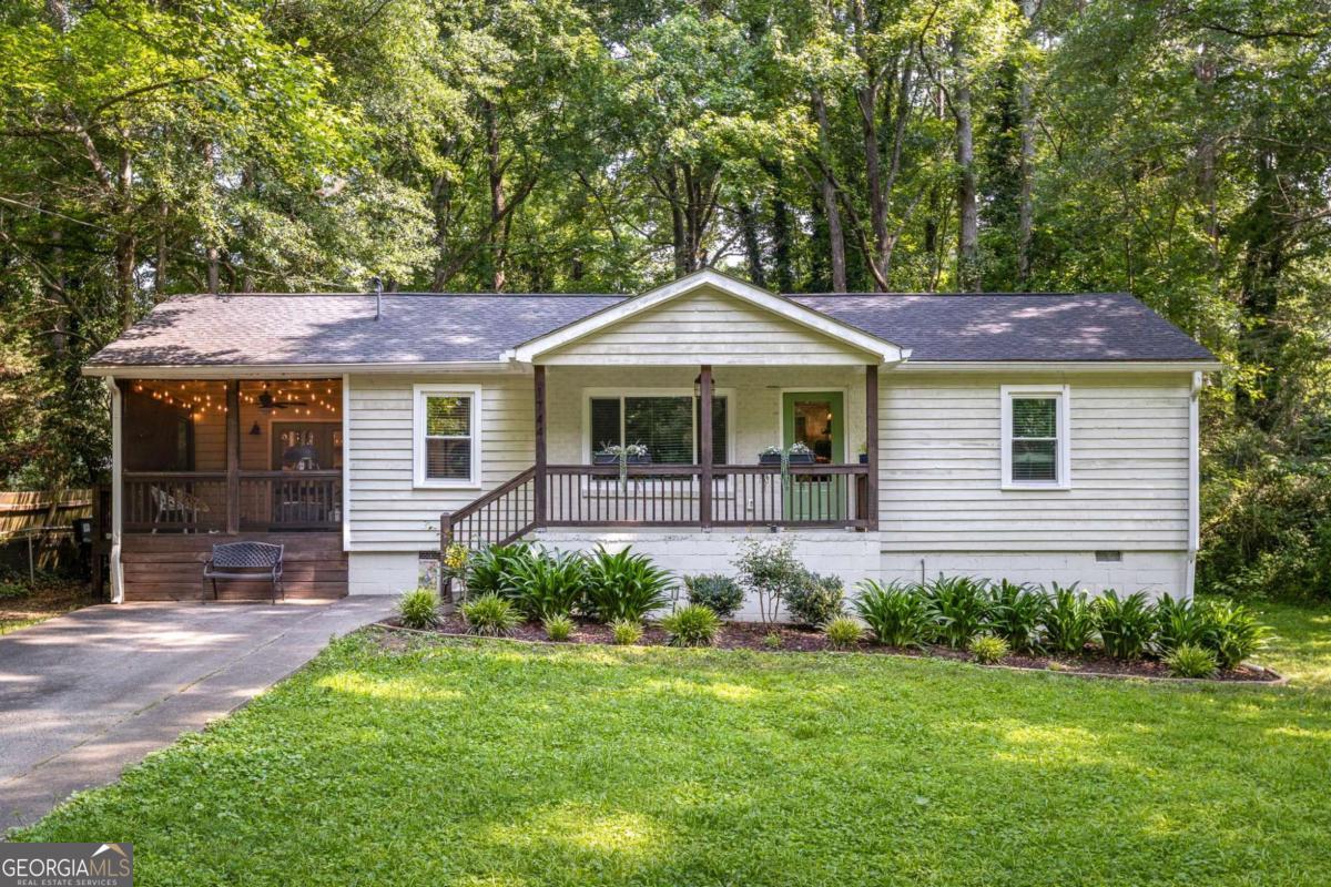 1744 Blossom Lane Property Photo 1