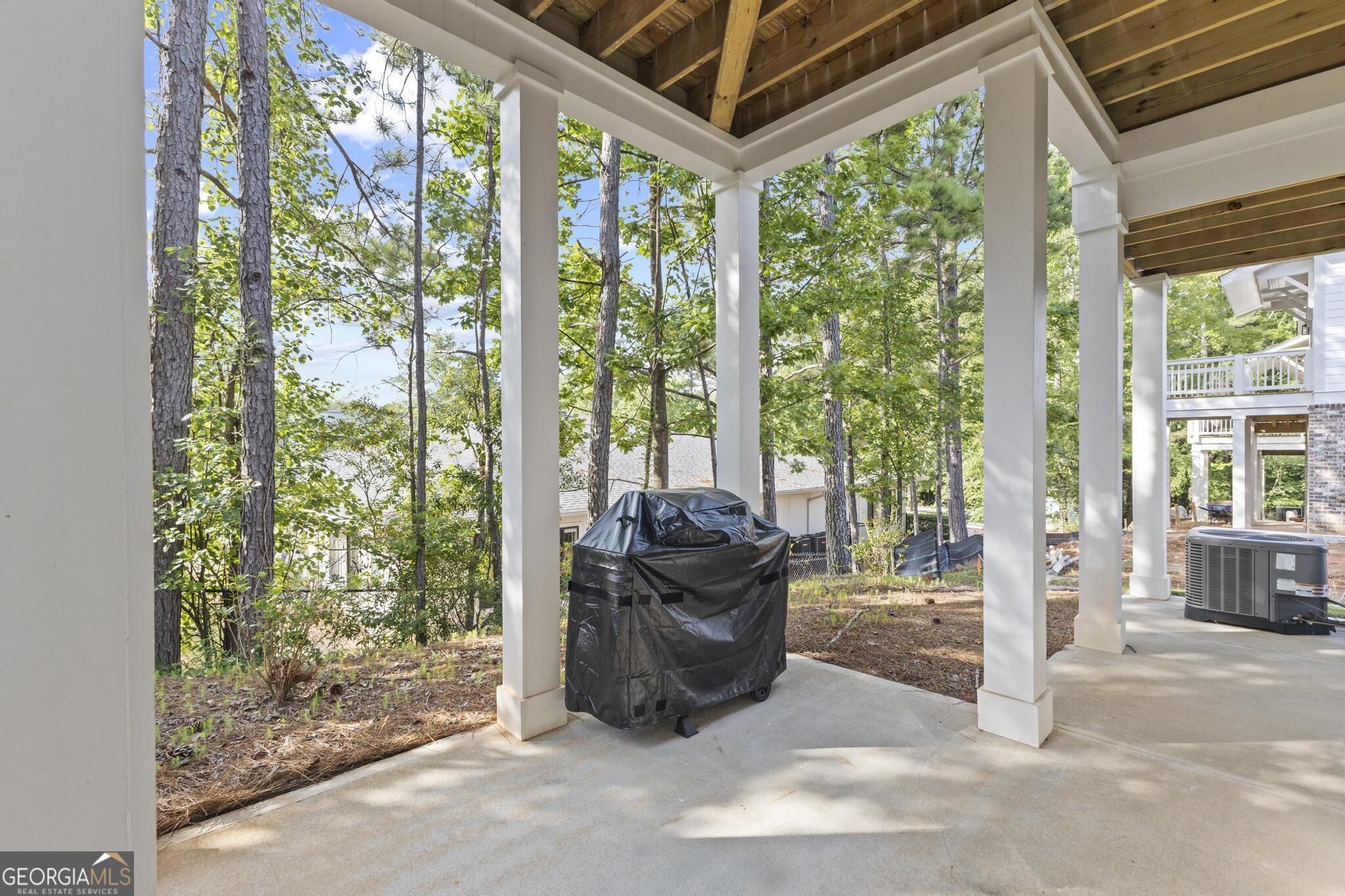 3040 State Street Property Photo 18