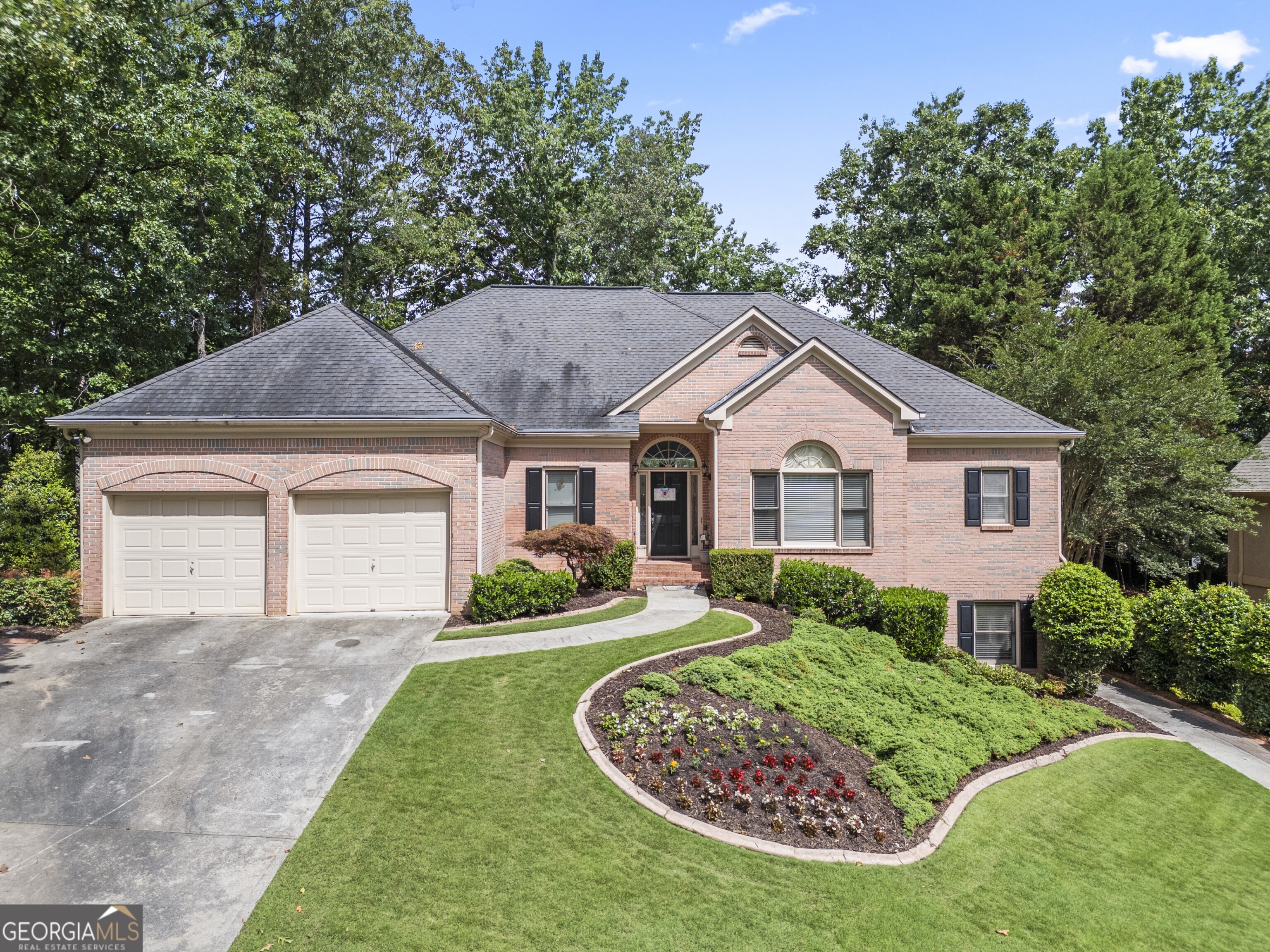 569 Fairway Drive Property Photo 1