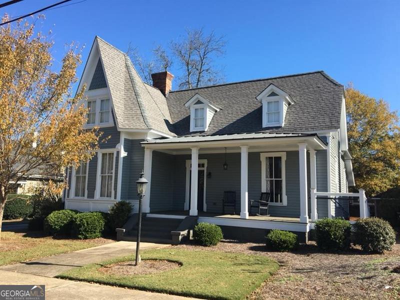 254 Broad Street Property Photo 1