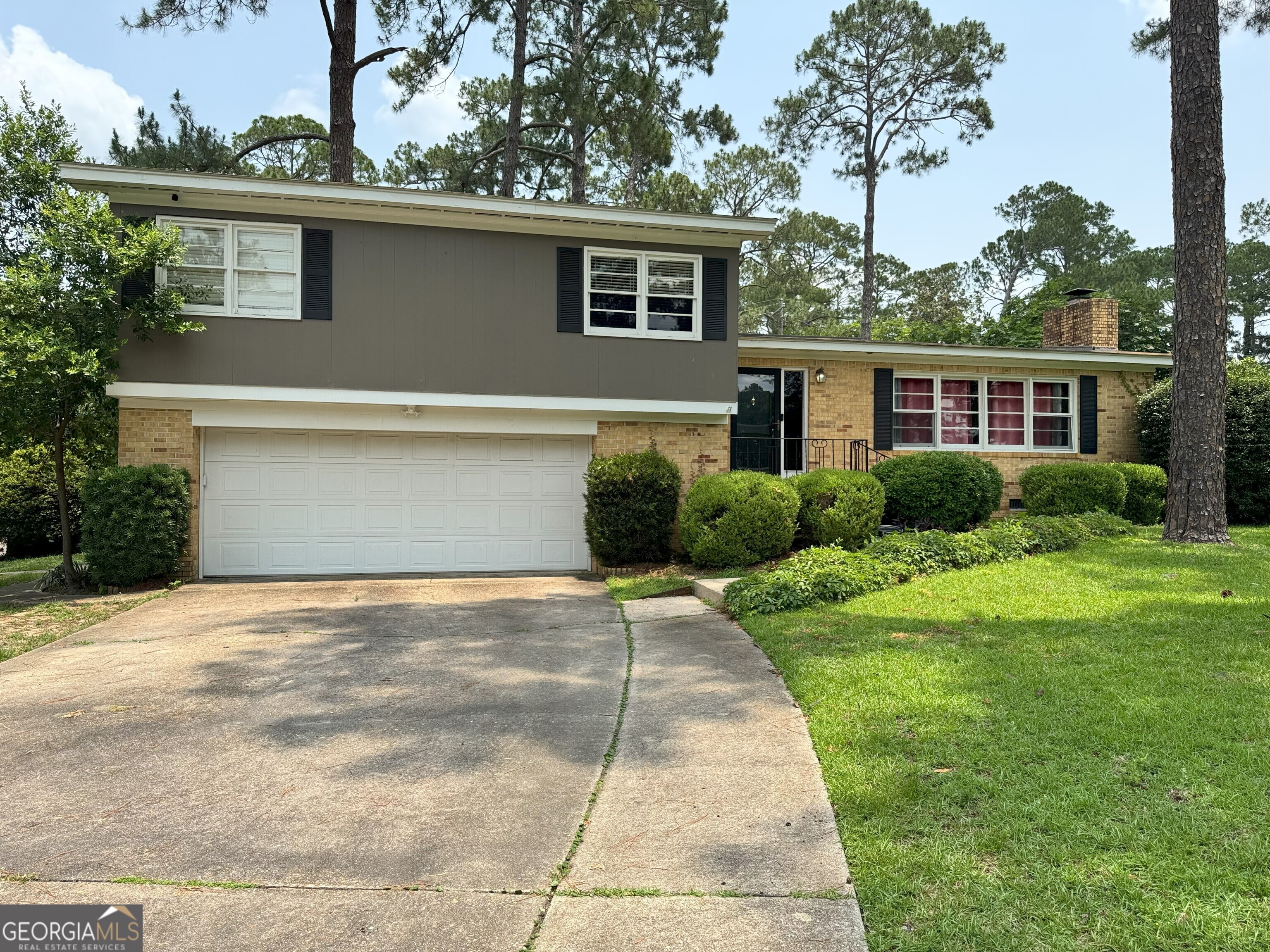 1657 Maryland Drive Property Photo 1