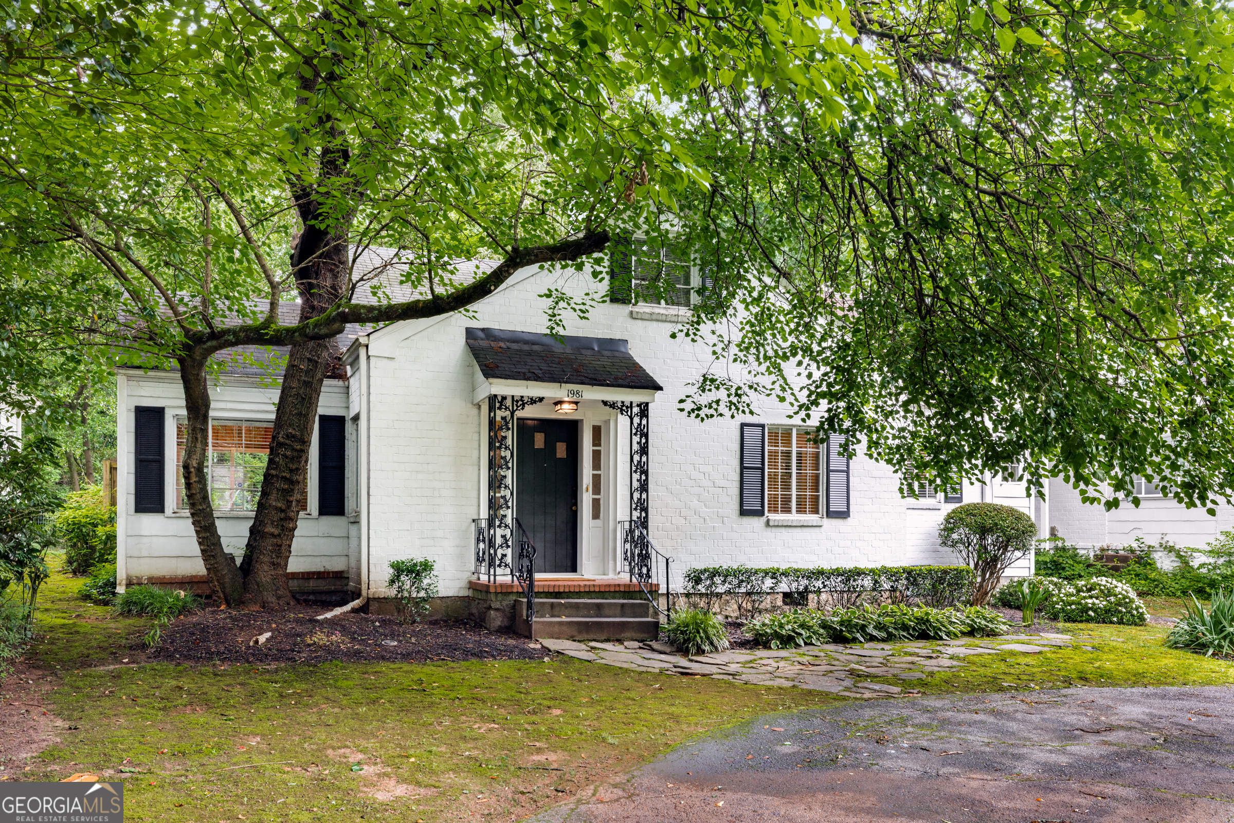 1981 N Decatur Road NE