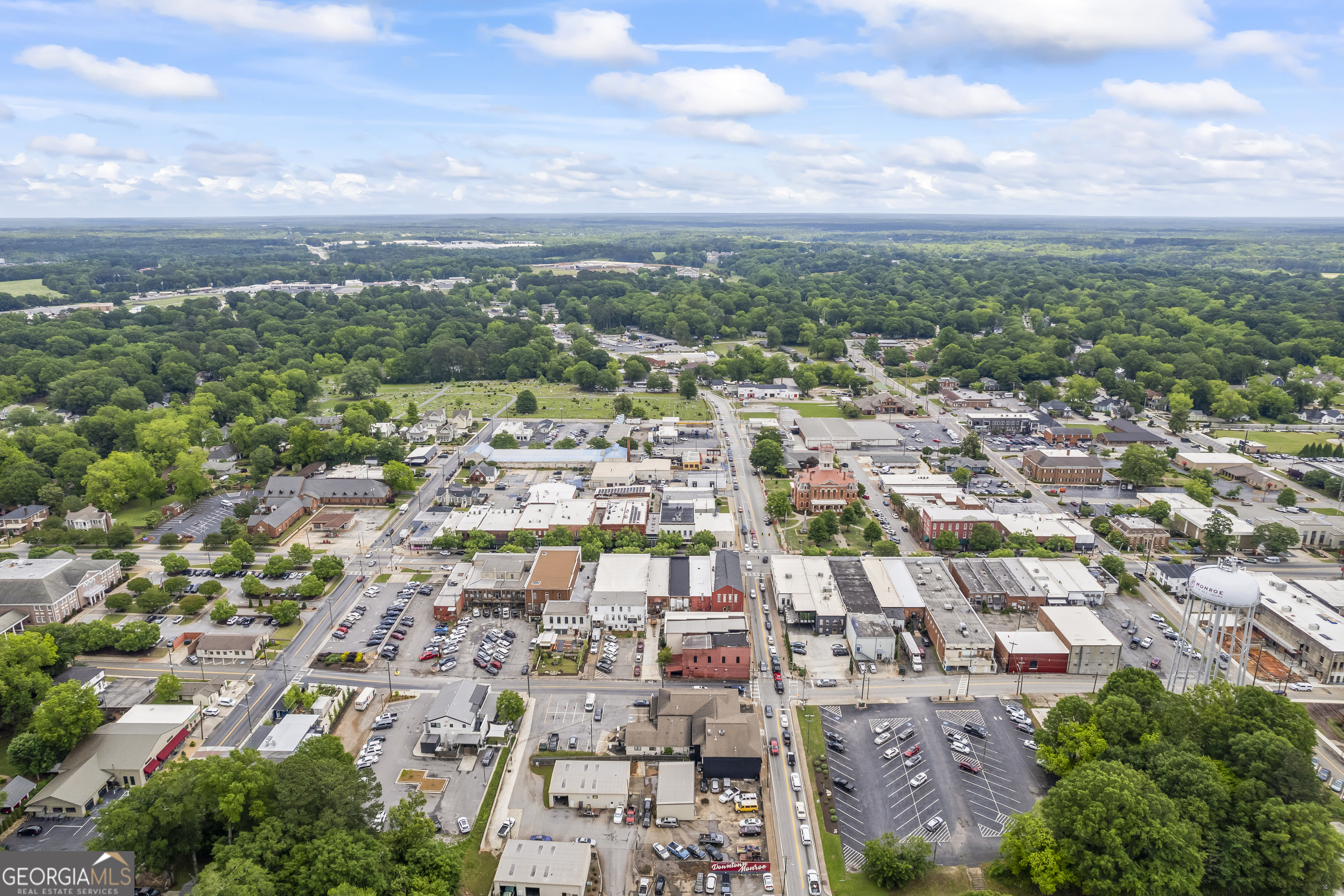 100 N Broad Street Property Photo 6