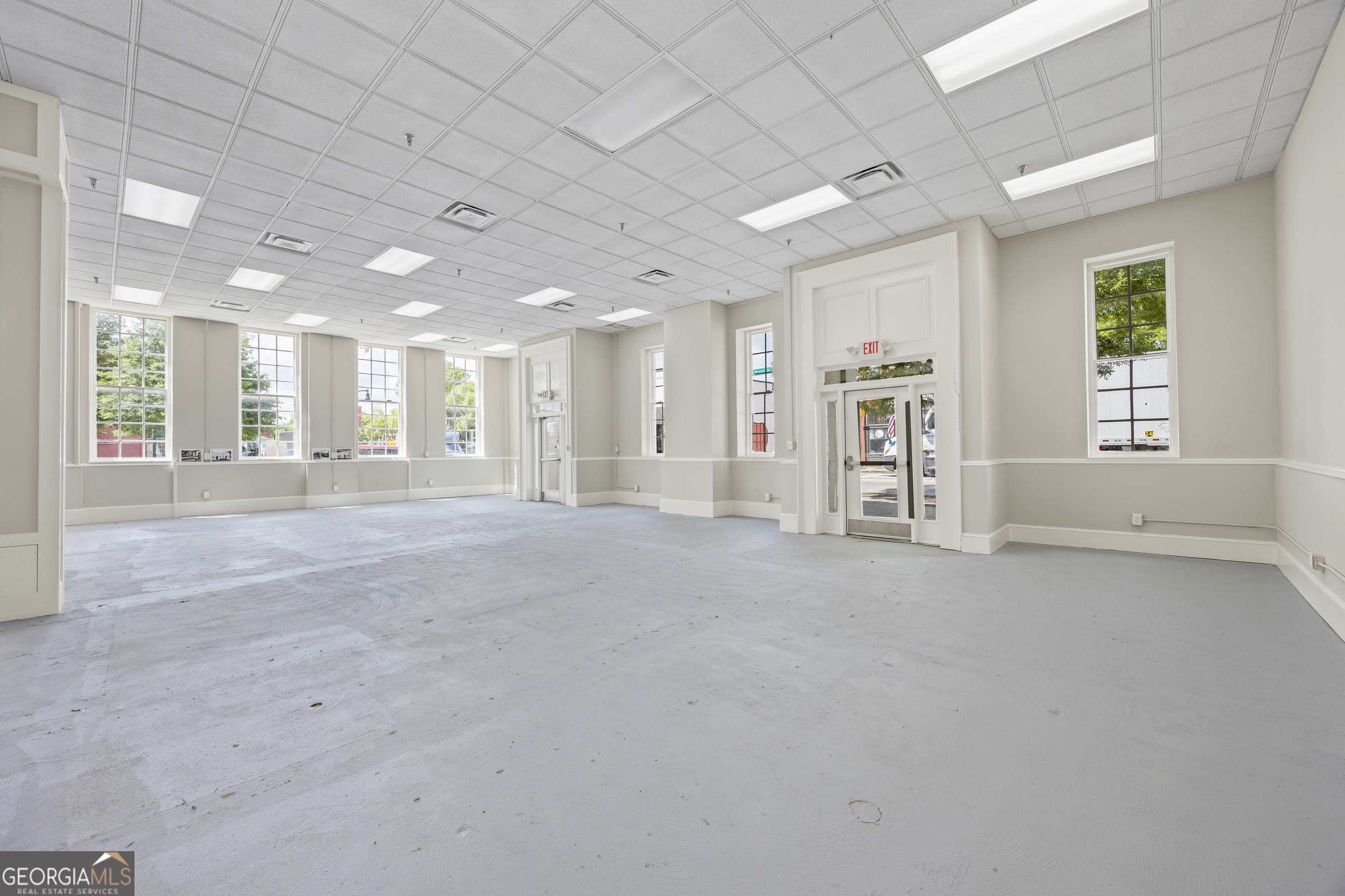 100 N Broad Street Property Photo 17