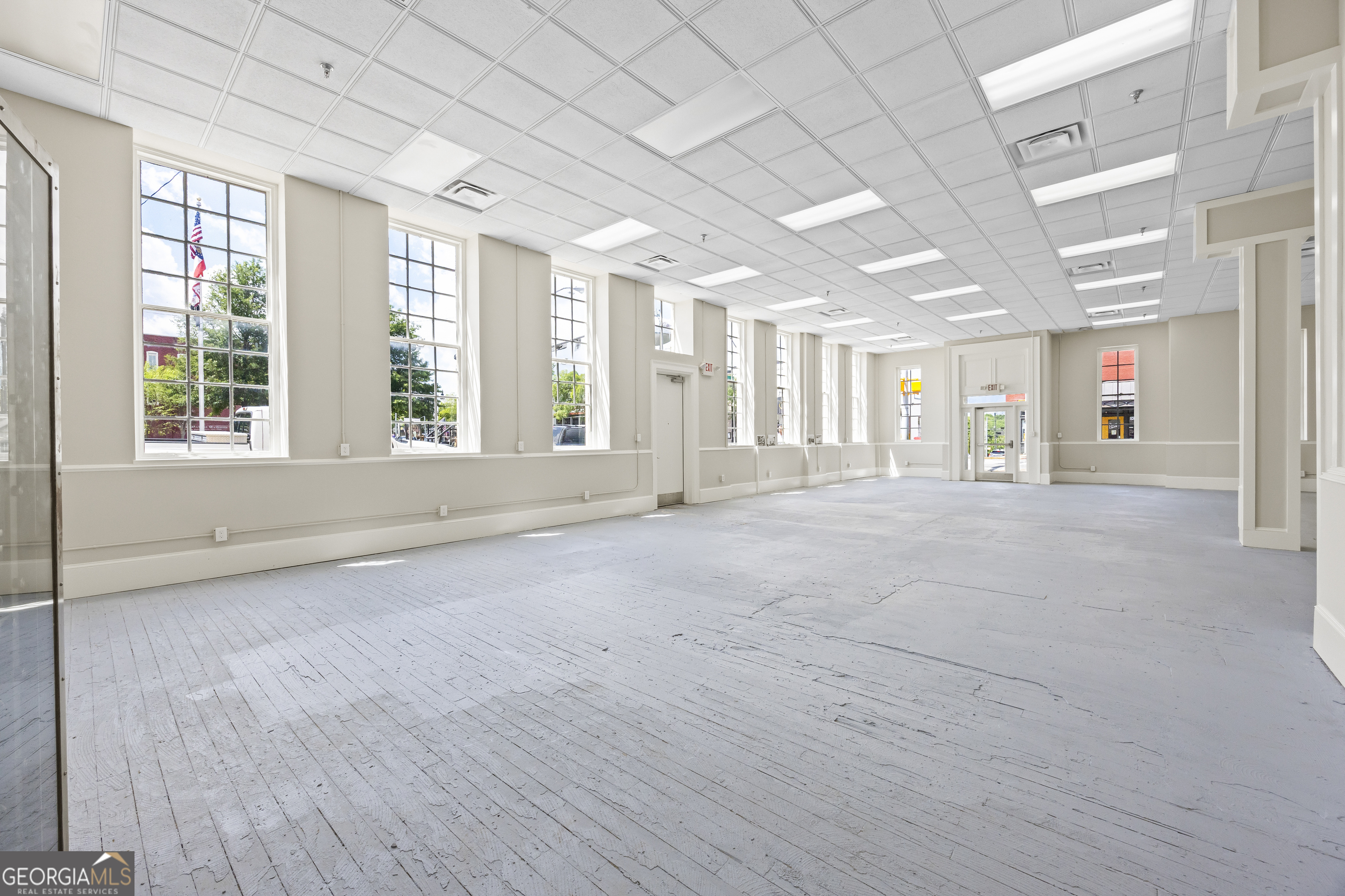 100 N Broad Street Property Photo 20
