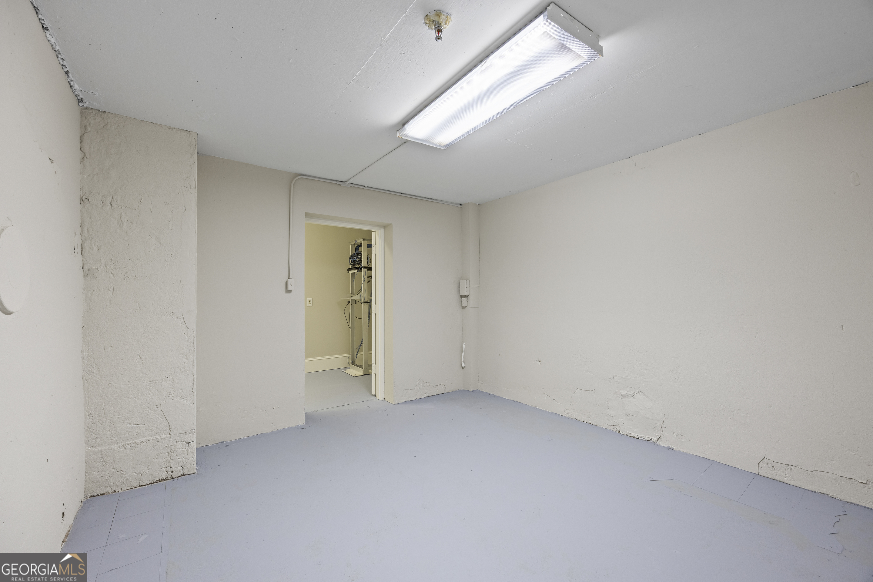 100 N Broad Street Property Photo 38