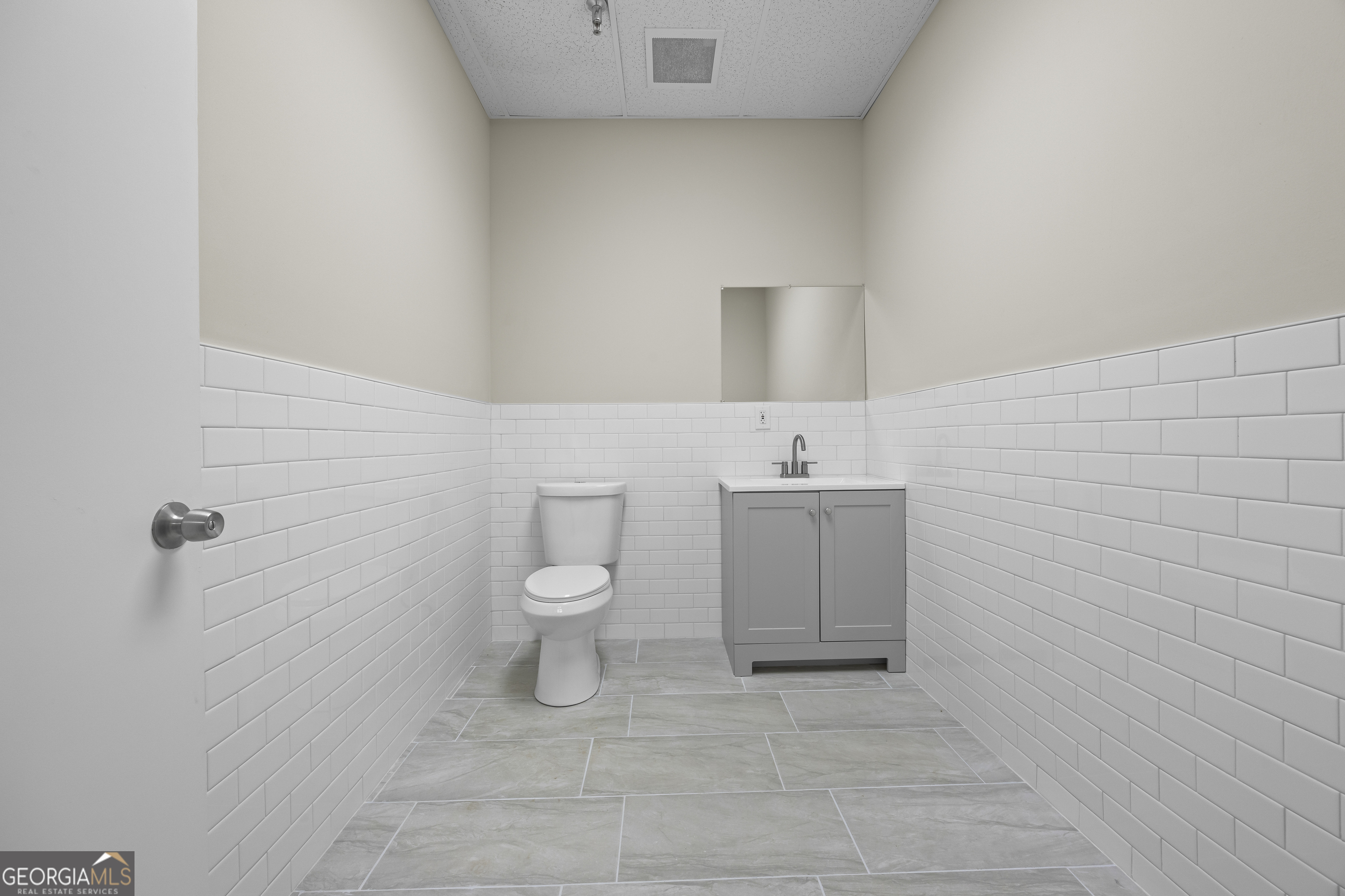 100 N Broad Street Property Photo 39