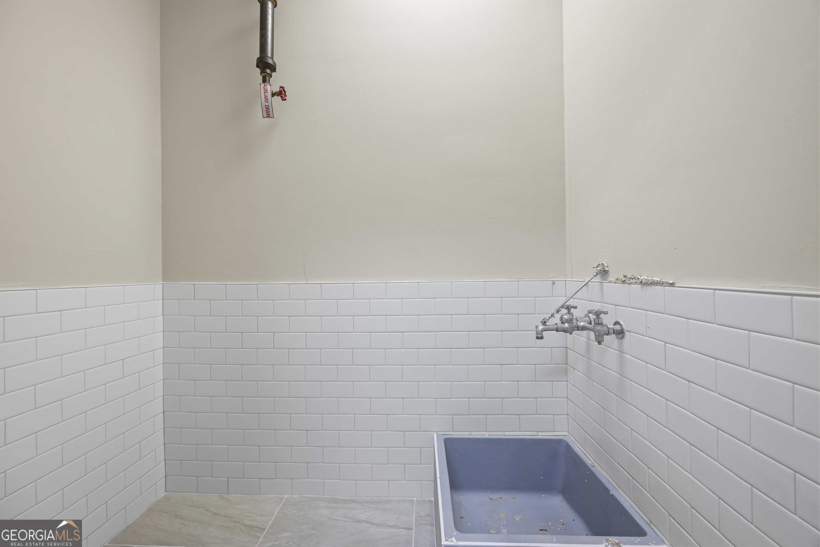 100 N Broad Street Property Photo 42