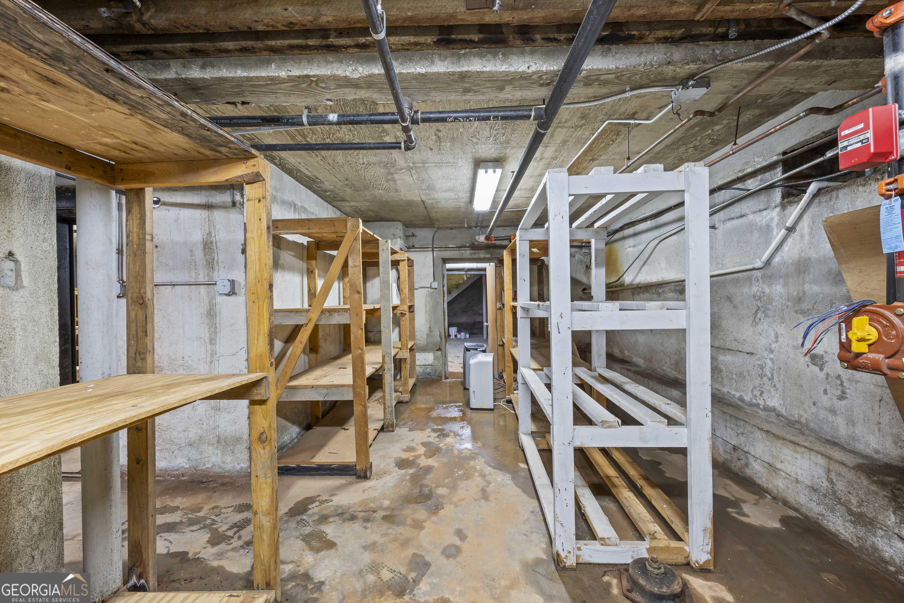 100 N Broad Street Property Photo 47