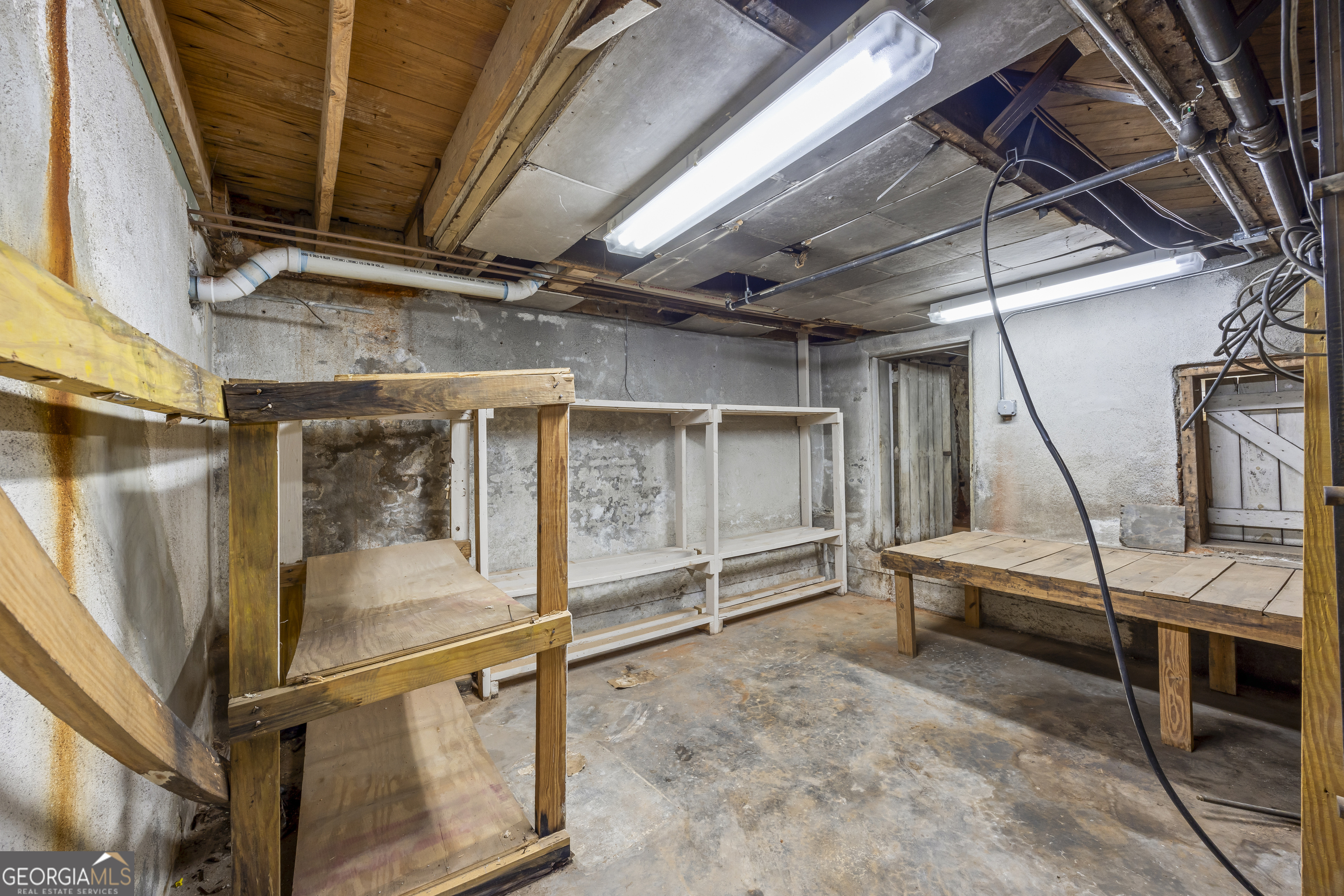 100 N Broad Street Property Photo 48