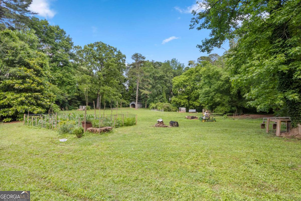 12492 Bells Ferry Road Property Photo 27