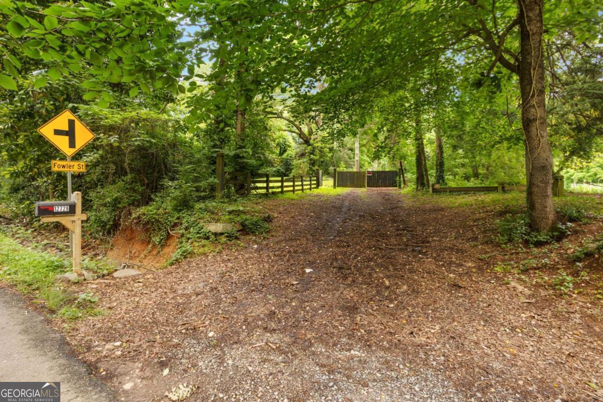 12492 Bells Ferry Road Property Photo 32