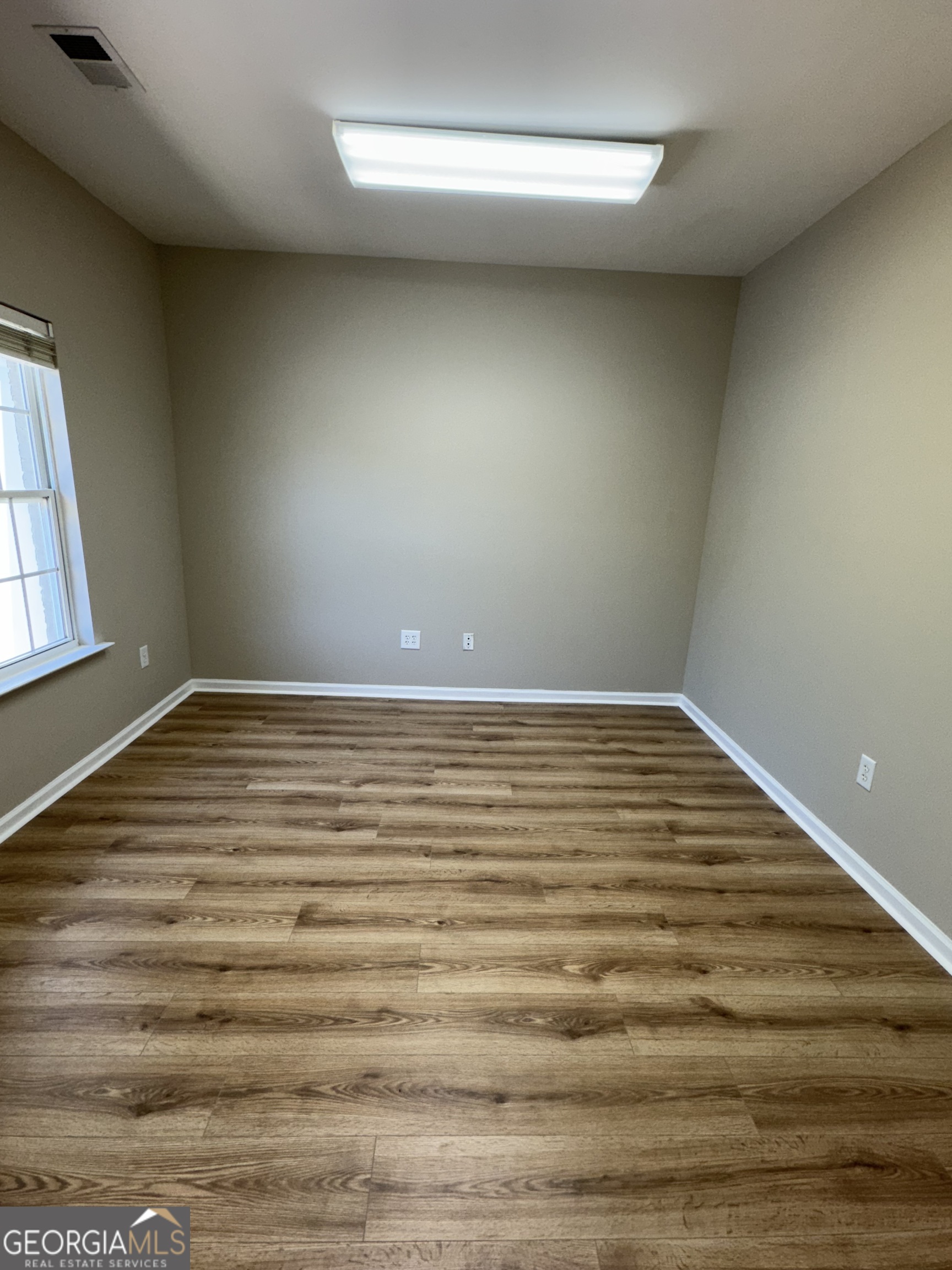 205 Apex Drive Property Photo 4