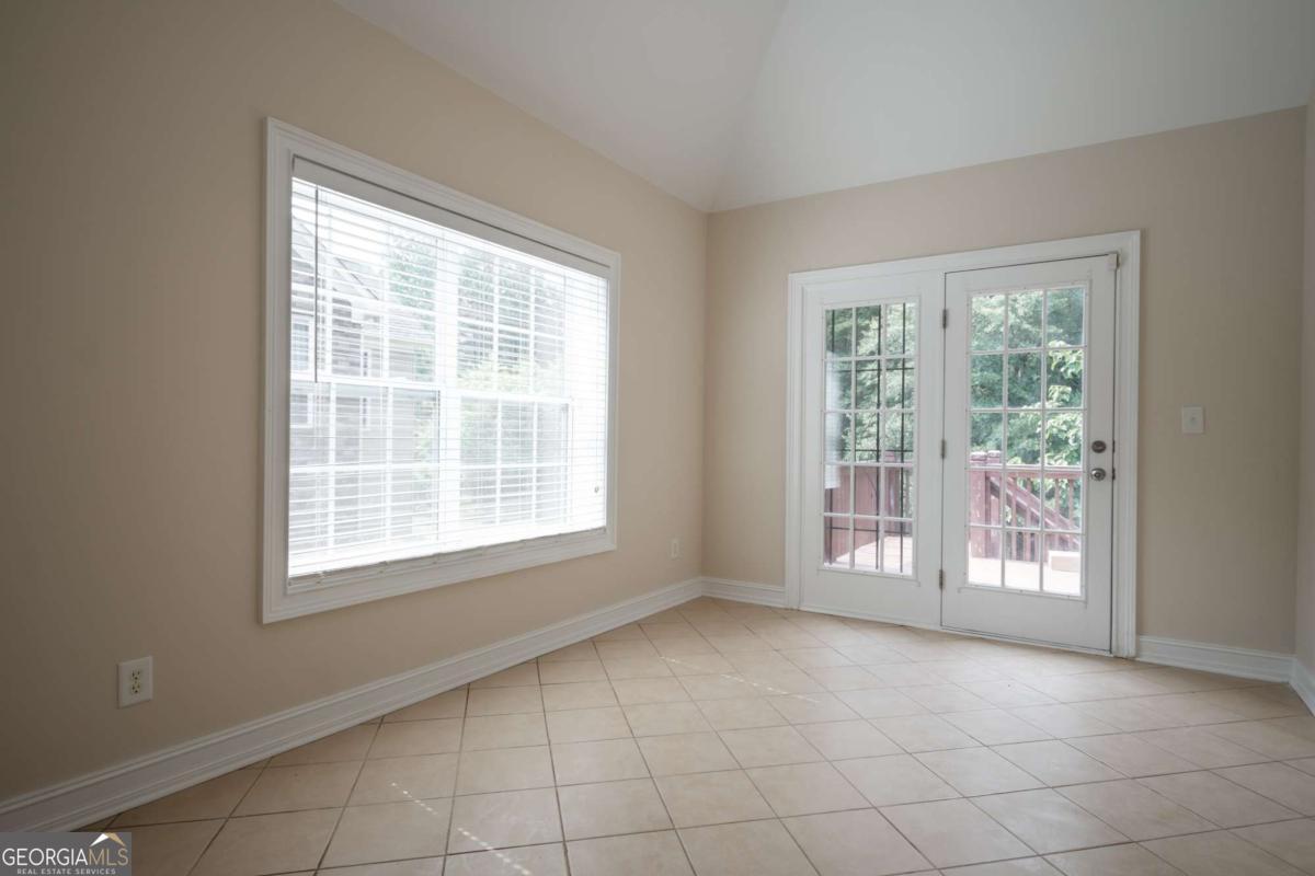 351 Hampton Park Drive Property Photo 17