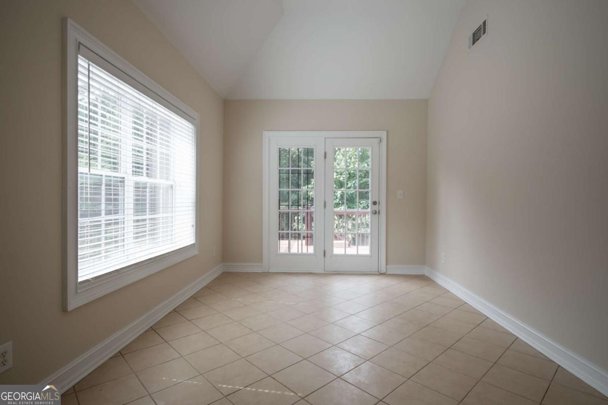 351 Hampton Park Drive Property Photo 18