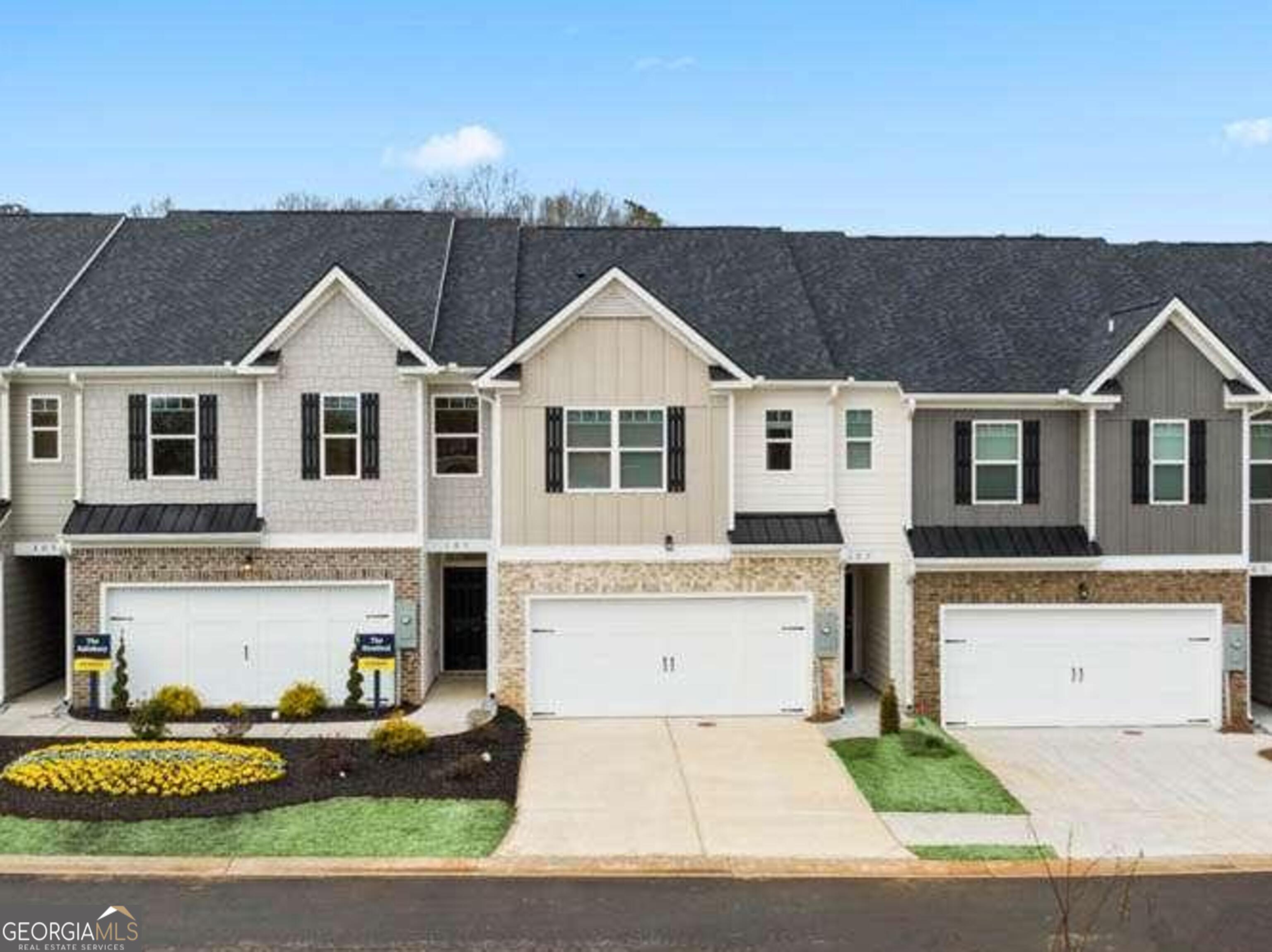 1410 Gray Branch Drive Property Photo 1
