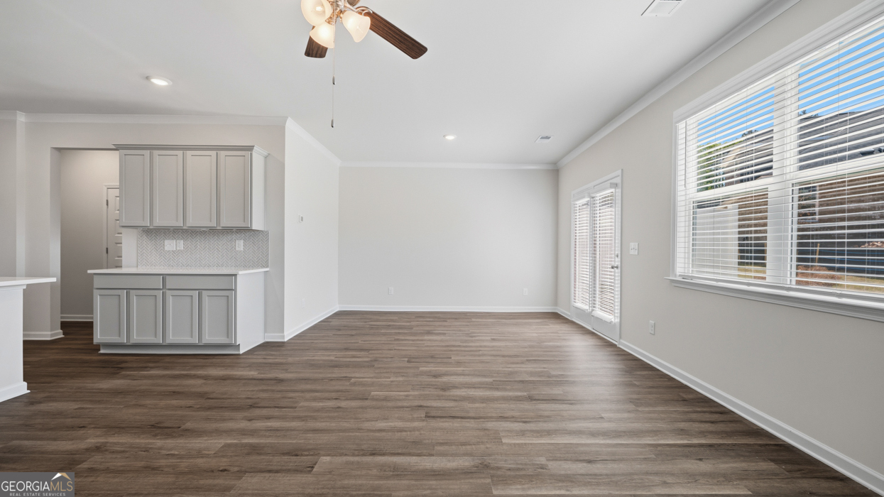 1410 Gray Branch Drive Property Photo 5