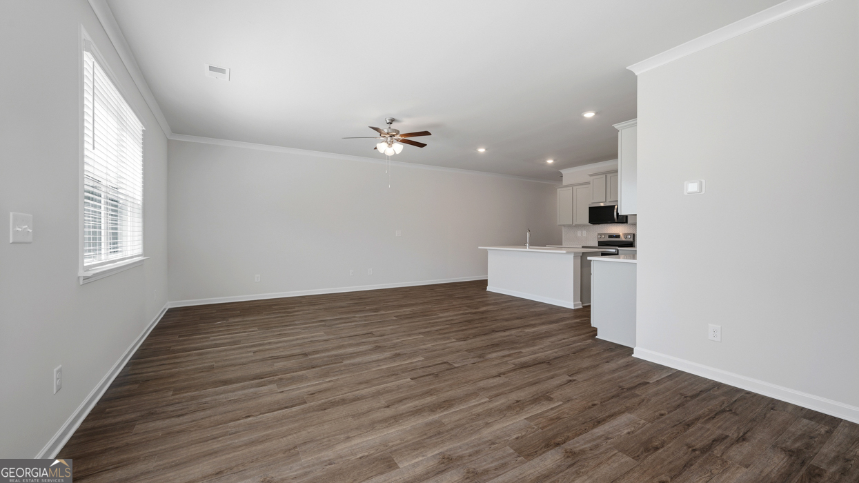 1410 Gray Branch Drive Property Photo 7