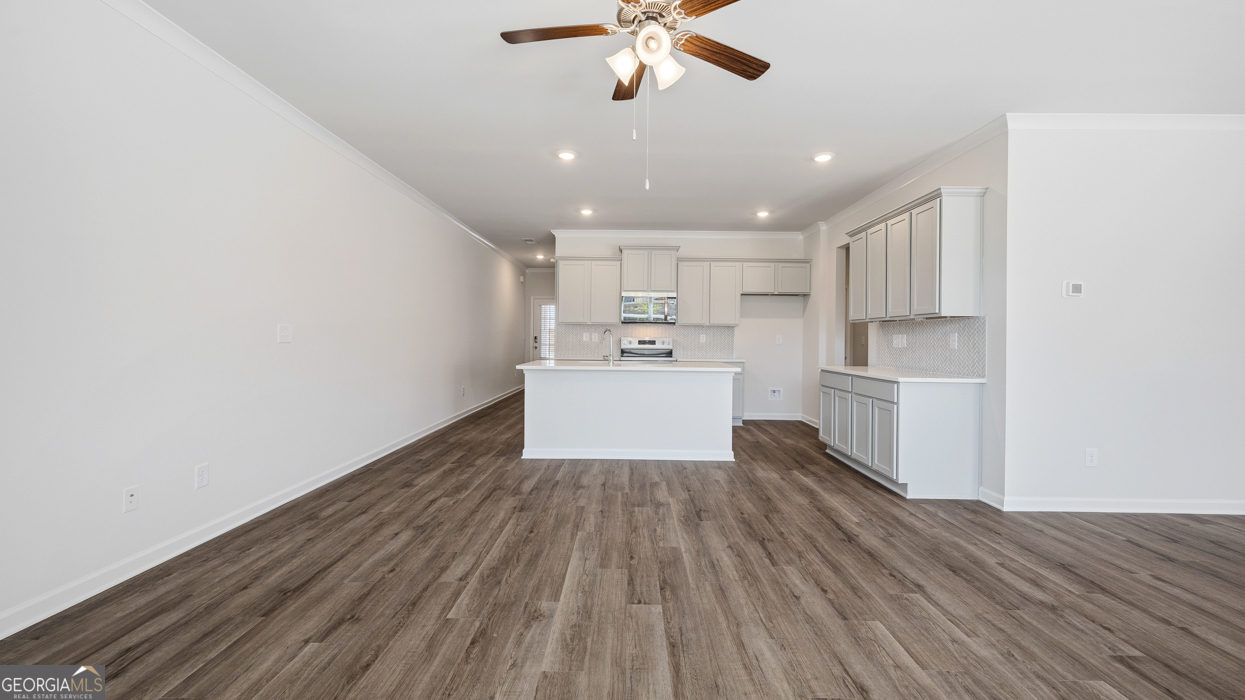 1410 Gray Branch Drive Property Photo 8