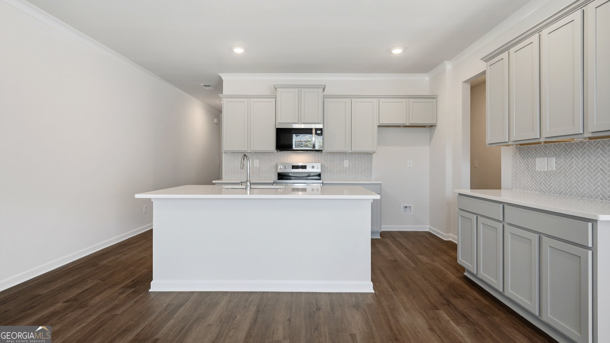 1410 Gray Branch Drive Property Photo 10