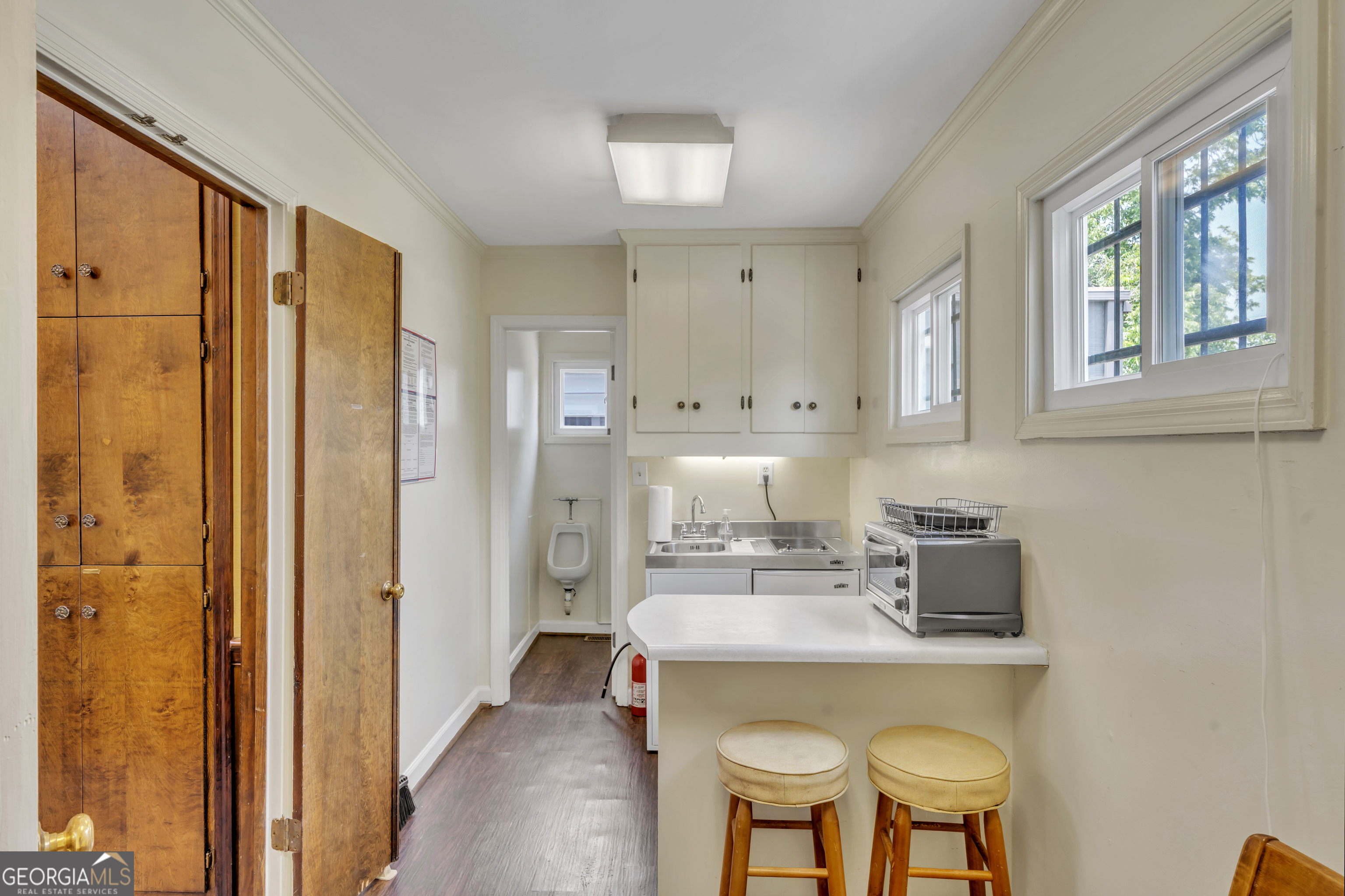 765 Walnut Street # 6 Property Photo 19