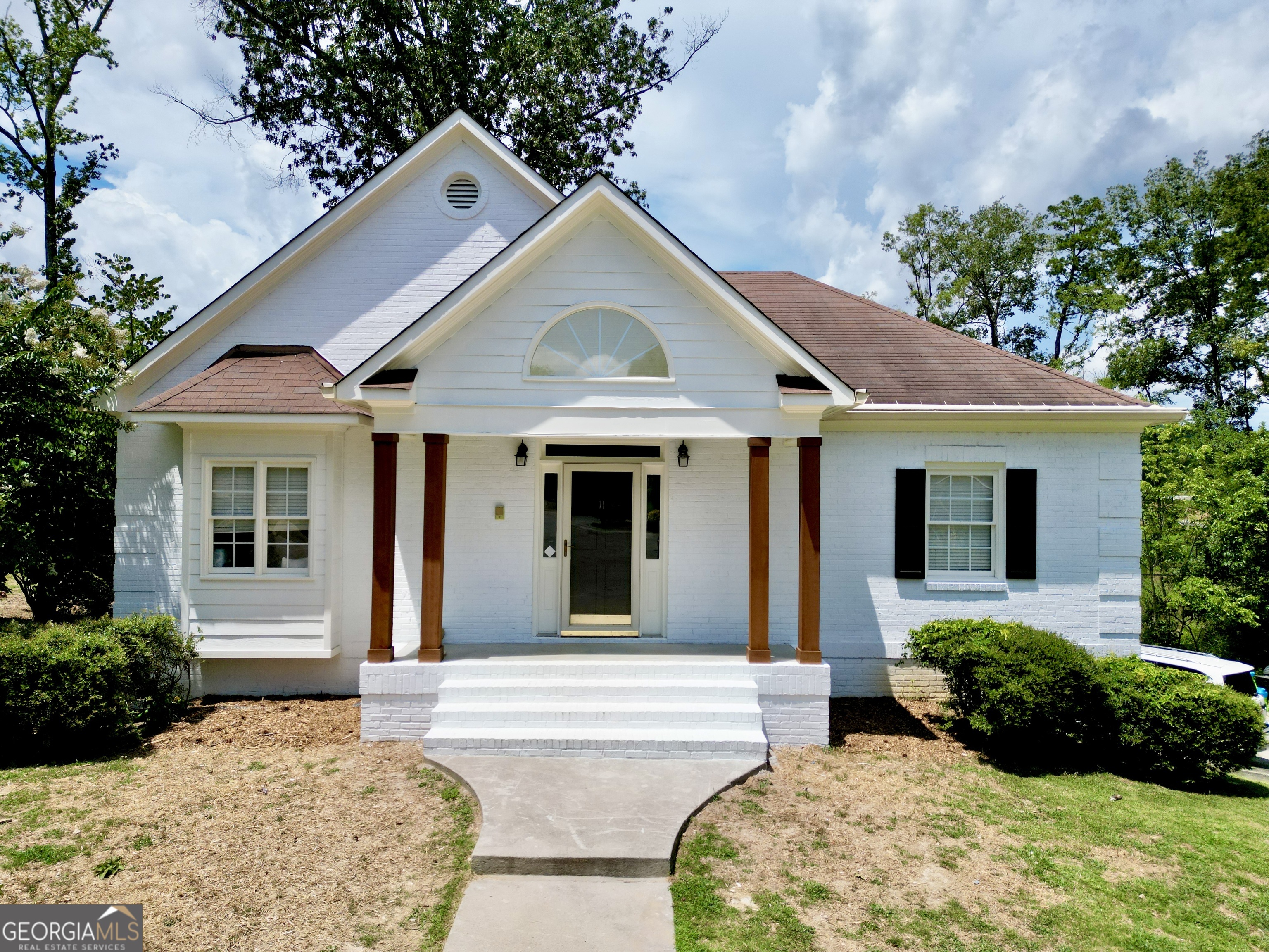11 Stonegable Drive NW