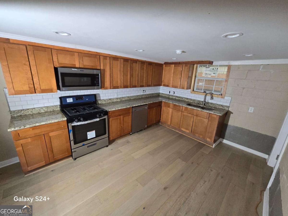 2812 Maple Road Se Property Photo 10